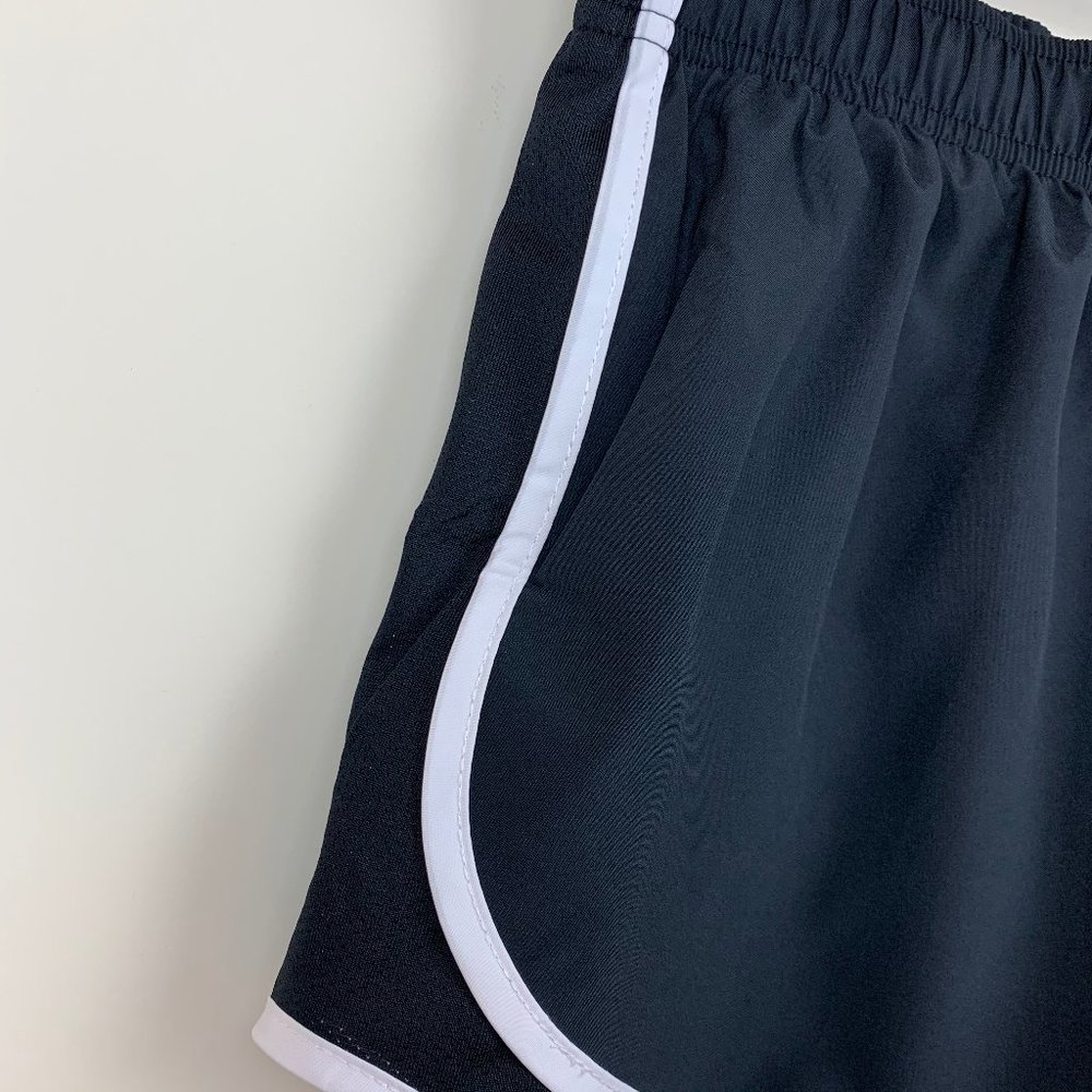 Nike Dri-Fit Tempo Shorts Women's Medium - Picture 9 of 10